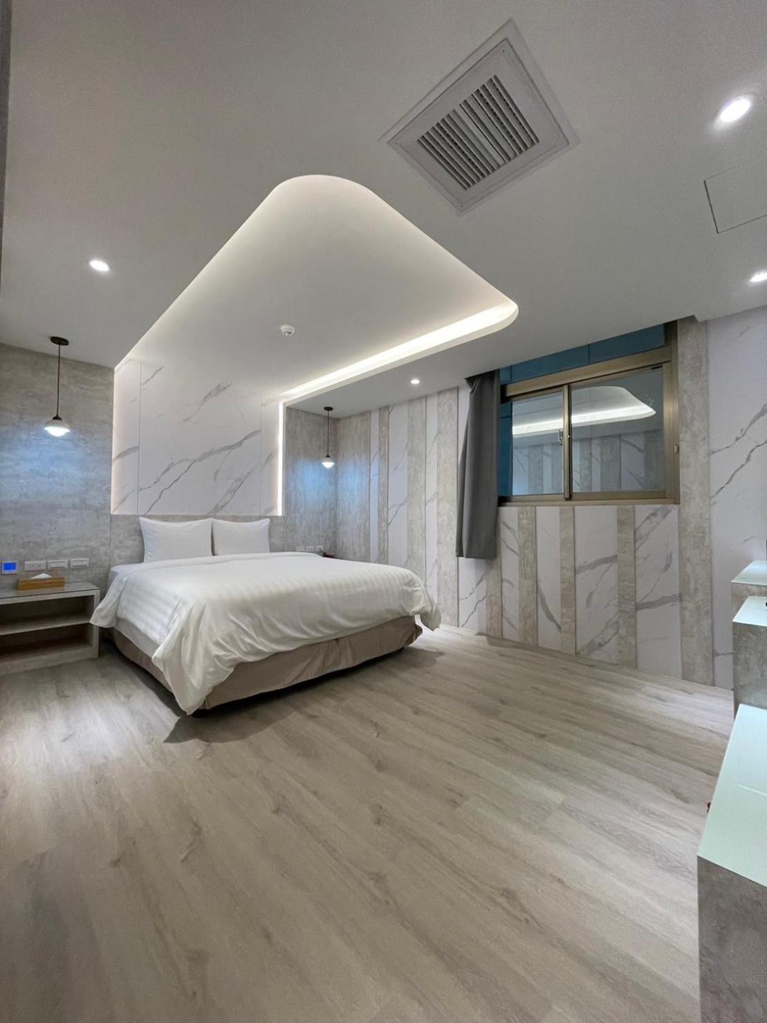 เบนซ์ โฮเต็ล Hotel จงลี่ ภายนอก รูปภาพ